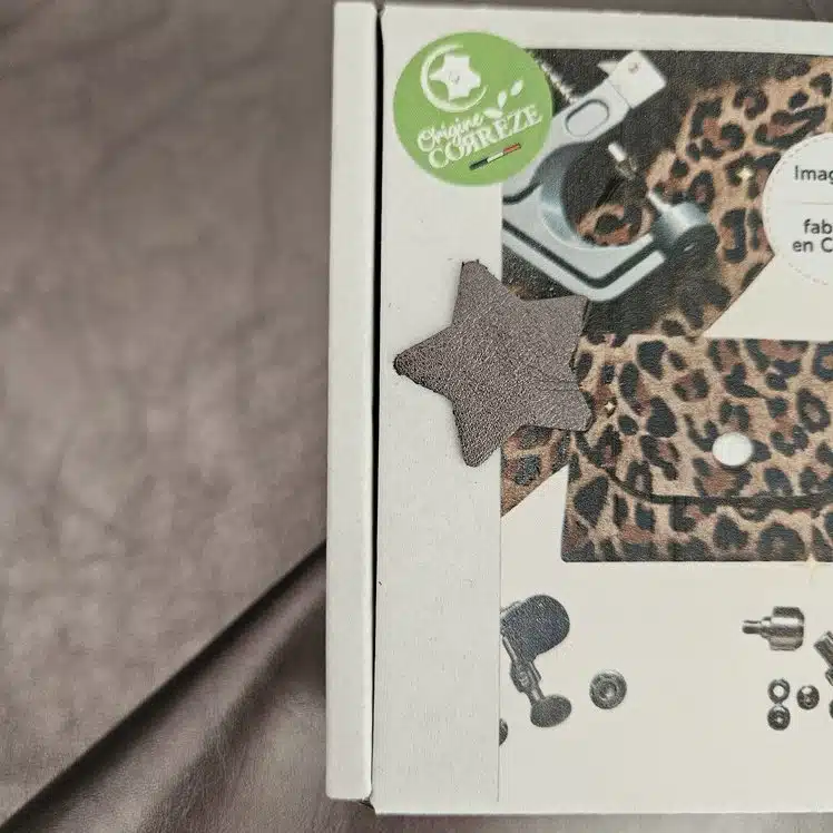 Kit DIY petit porte-monnaie en cuir - L'Atelier à la maison by Plum'paillettes – Image 15