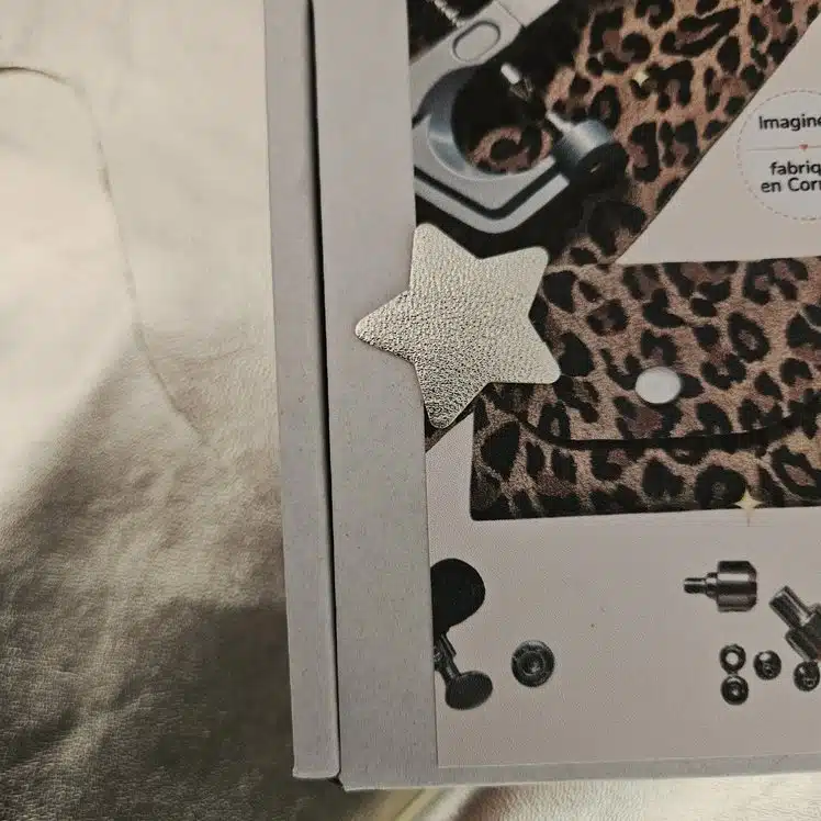 Kit DIY petit porte-monnaie en cuir - L'Atelier à la maison by Plum'paillettes – Image 12